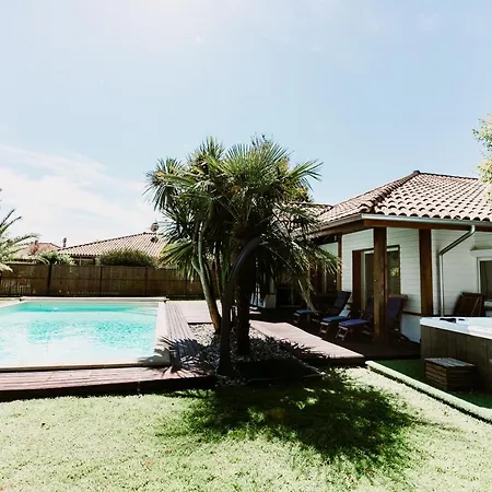 Villa privée 5 chambres Plage Piscine Spa Golf